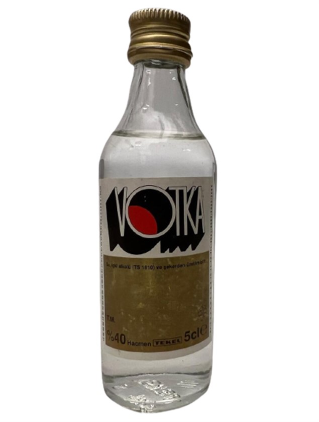 TEKEL VOTKA 50 ML MİNYATÜR İÇKİ VOTKA ŞİŞESİ KAPAGI ACILMAMIŞ DOLU KOLEKSİYON 