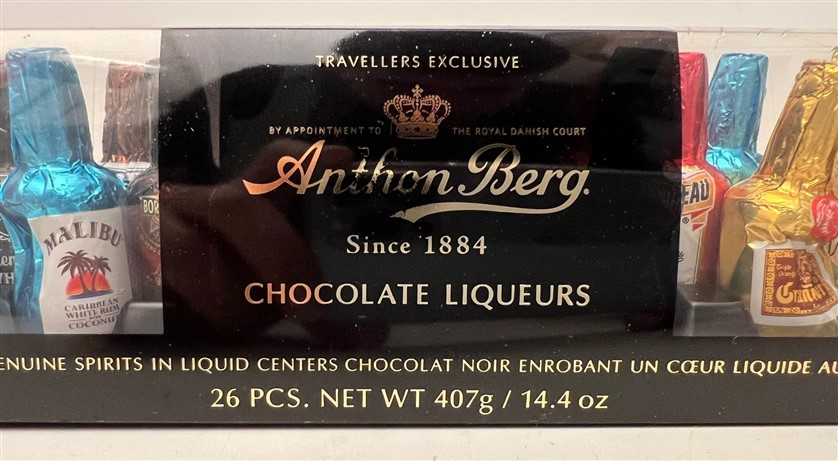 ANTHON BERG  CHOCOLATE COCKTAİLS LİQUOR 26 ADET MİNYATÜR İÇKİ ŞİŞELERİ ŞEKLİNDE İÇLERİ LİKÖR ÇİKOLATA