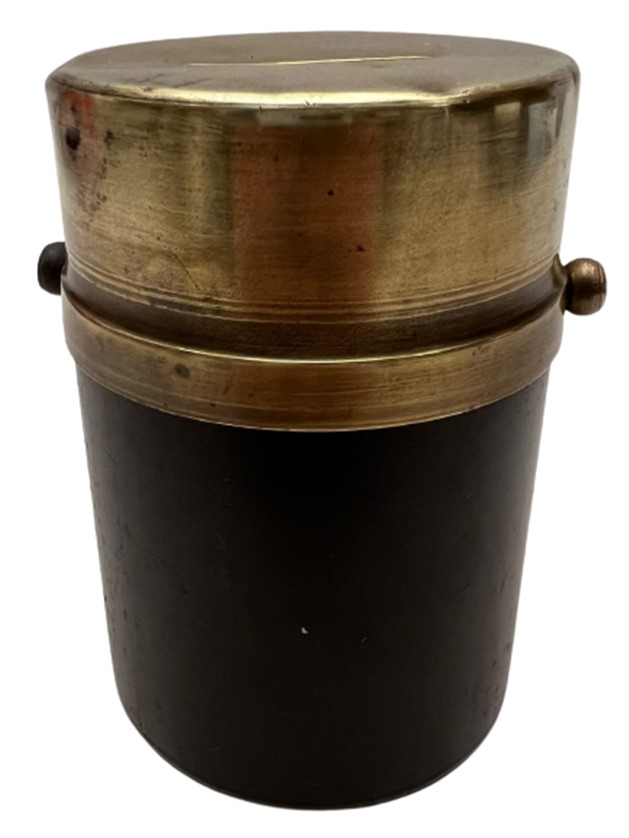 1960 TÜRK DIŞ TİCARET BANKASI METAL UST TARAFI PİRİNCDEN KUMBARA