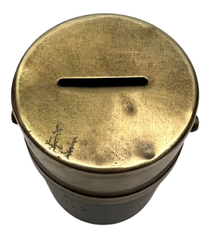 1960 TÜRK DIŞ TİCARET BANKASI METAL UST TARAFI PİRİNCDEN KUMBARA