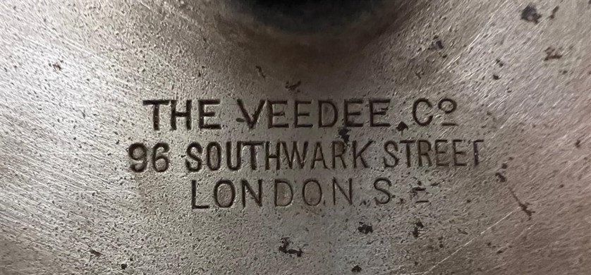 1906 VEEDEE VİBRATORY MASSAGE AHŞAP KOLLU MEDİKAL ÇARKLI TİTREŞİM VEREN MASAJ ALETİ MÜZELİK KOLEKSİYONDUR