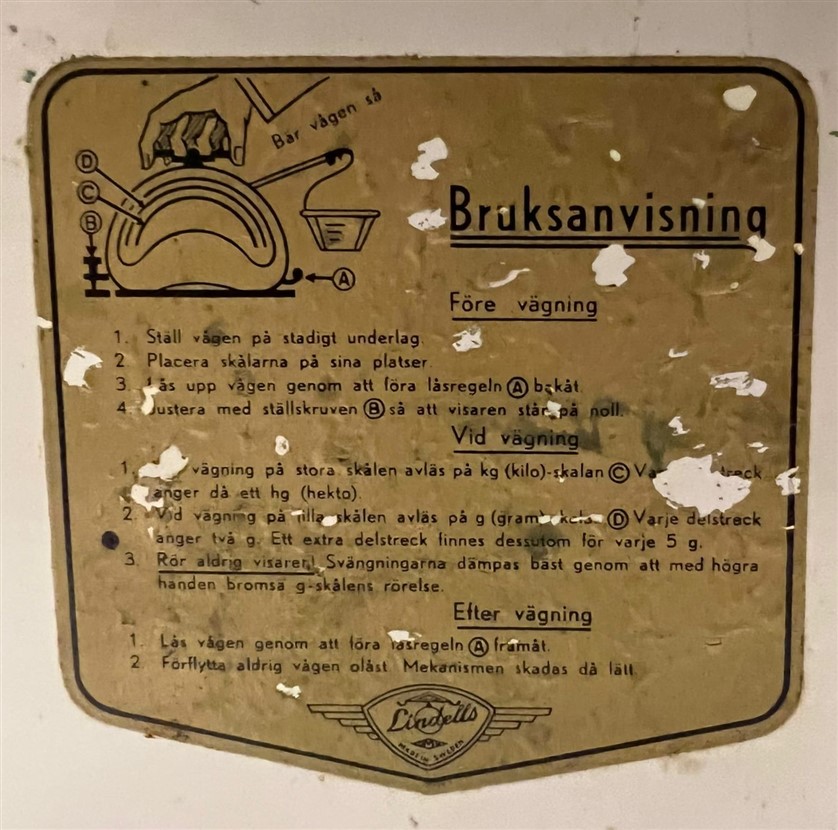 1950 KEFELİ LİNDELLS METAL MEKANİK 10 KG TARTABİLEN KADRANLI İBRELİ  TERAZİ