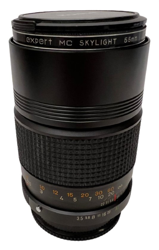 KONİCA AUTOREFLEX TC TAM SET ORİJİNAL ÇANTASINDA MEKANİK SORUNSUZ PROFOSYENEL FOTOĞRAF MAKİNESİ