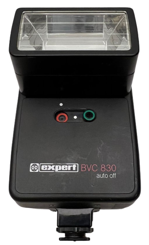 KONİCA AUTOREFLEX TC TAM SET ORİJİNAL ÇANTASINDA MEKANİK SORUNSUZ PROFOSYENEL FOTOĞRAF MAKİNESİ