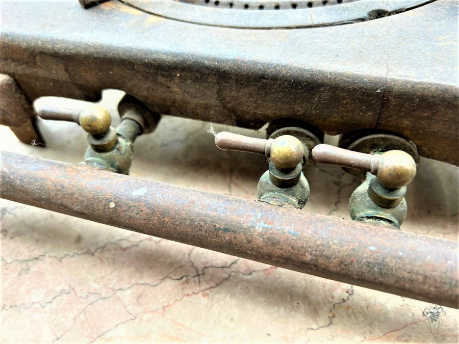 1920 ANTİKA ART NOUVEAU FONDERIES NESTOR MARTIN BELÇİKA DÖKME DEMİR MUTAK OCAĞI 6  GÖZ VE AYAR MUSLUKLU 