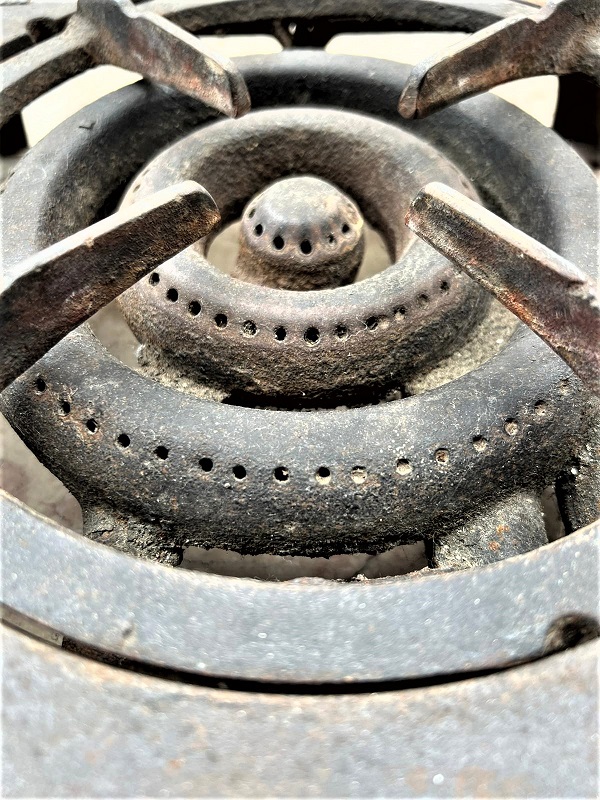 1920 ANTİKA ART NOUVEAU FONDERIES NESTOR MARTIN BELÇİKA DÖKME DEMİR MUTAK OCAĞI 6  GÖZ VE AYAR MUSLUKLU 