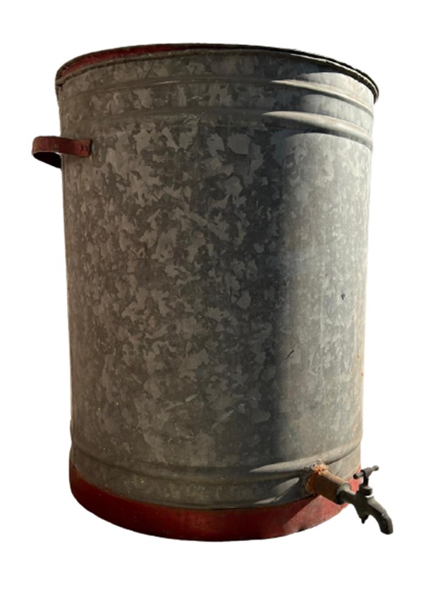 1940 GALVANIZ METAL KAPAKLI PİRİNC MUSLUKLU GAZ YAG  VARİLİ ESKİDEN BAKKALLARDA ACIK LİTRE İLE SATIMLARDA KULLANILAN