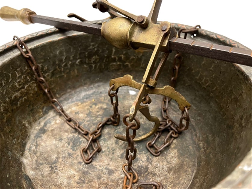 1880 OSMANLI PİRİNC VE  BAKIR TEK ZİNCİRLİ  TEK KEFELİ TOPTANCI TÜCCAR  KANTAR TERAZI