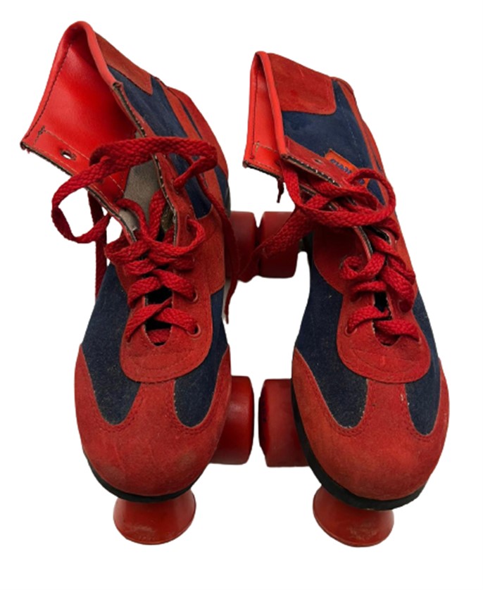 VİNTAGE ROLLER DERBY URETHANE 4 TEKERLEKLİ ORJİNAL METAL TABAN ÜZERİ KIRMIZI LACİVERT DERİ PATEN