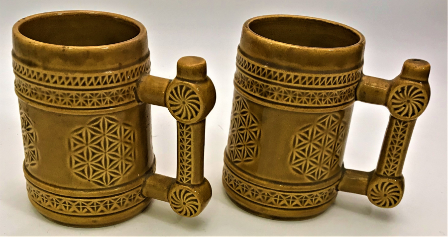 1950 TANKART  FS DAMGALI CİFT İNGİLİZ KİLİNDEN PİŞMİŞ EL YAPIM SIRLI KULPLU  CİFT 