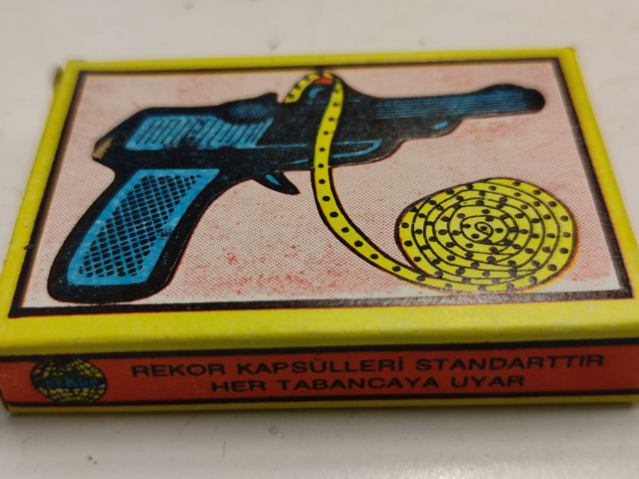 YERLİ KARTON ÜZERİ BASKILI KUTUSUNDA REKOR OTOMATİK TABANCA ŞERİT KAPSULLERİ