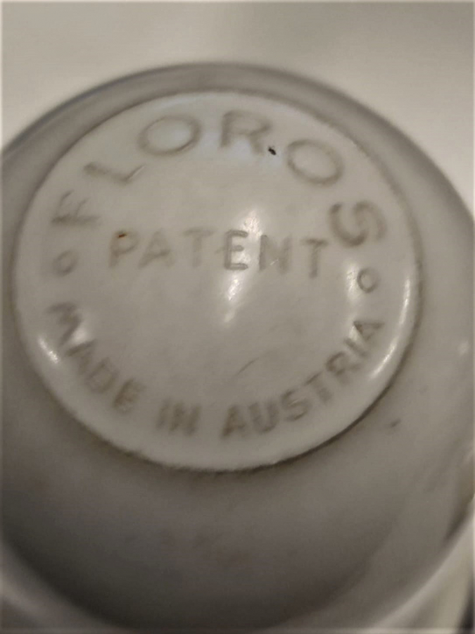 ANTİGUES FLOROS PATENT MADE İN AUSTRIA FİZİK TEDEVİSİ MOR RENKDE SI LAMBASI 110 VOLT