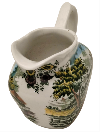 ENGLAND BOWNTRY BOTTAGE  FTOKE ON  FRENT PORSELEN ÜZERİ KÖY RESİMLİ KULPLU SÜTLÜK