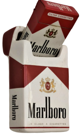 1970 RETRO MARLBORO PORSELEN KÜLLÜK VE MANYETOLU GAZLI ÇAKMAK  TAM TAKIM SIGARA PAKEDİ FORMUNDA