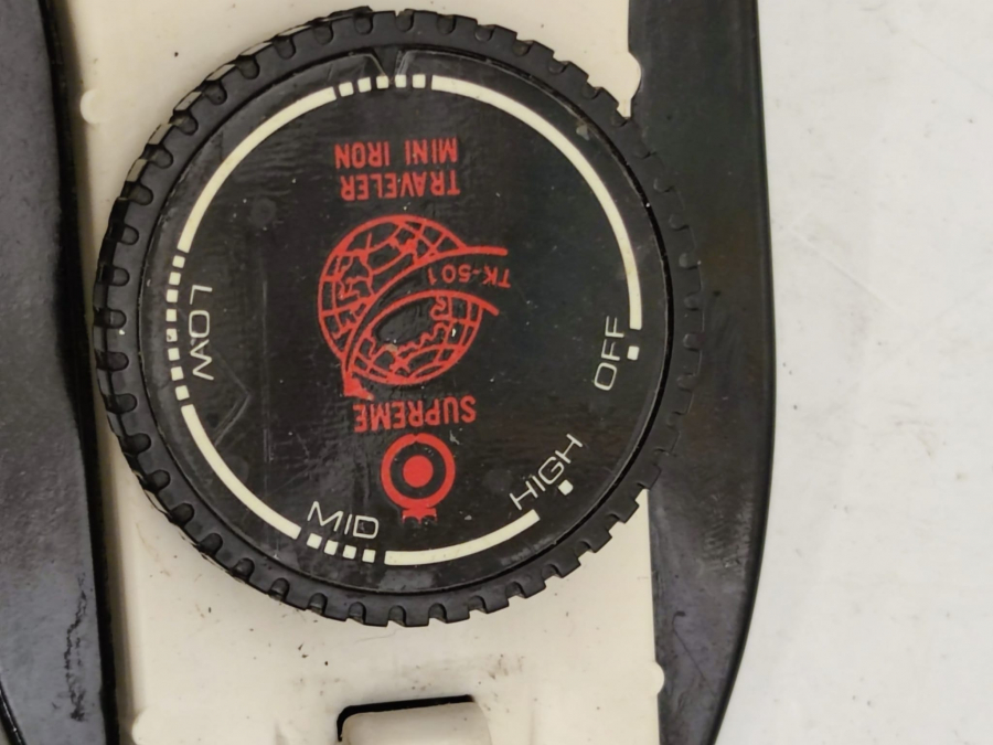 UTU TRAVEL MINI IRON 240 V 120 V OVERSEAS CLOTHES LAUNDRY TRAVELLER  EUROPE SEYEHAT UTUSU SÖKÜLÜP TAKILAN