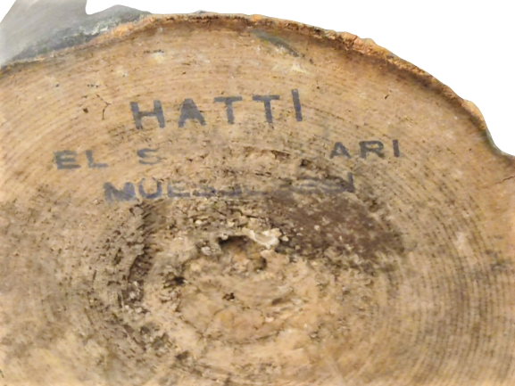 1960 EL YAPIMI ÖZEL TASARIM HİTİT GUNEŞİ  AHŞAP KAİDE ÜZERİNDE BRONZ EL SANATKARLARI MUESSESESİ 