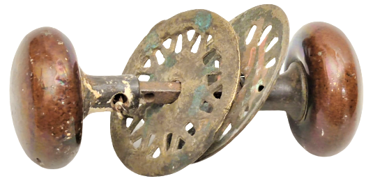 1910 OSMANLI KONAK KAPI KOLU KAHVERENGİ PORSELEN TUTMA TOPLAR PİRİNC AYNALAR METAL İC TAKIM EKSİKSİZ 