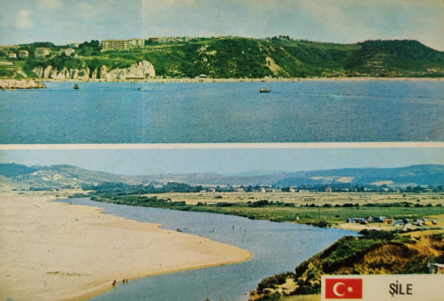 1970 ŞİLE KENTİN KUMBABA YÖNÜNDEN UZAK GÖRÜNÜMÜ VE LİMAN PANORAMİK KARTPOSTAL RENKLİ OFSET BASKI 