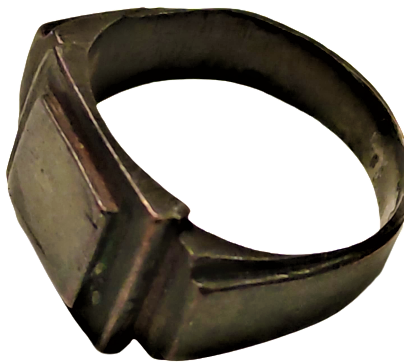 1960 METAL BRONZ  ÖZEL EL YAPIM TESVİYE İŞİ  OLAN ERKEK YÜZÜK ÜZERİ BOŞ ÜZERİNE YAZI YZILABİLİNİR 