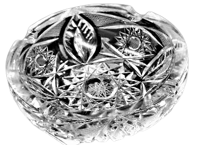 KRISTAL BİLLÜR KESME CAM EL İŞCİLİKLİ SORUNSUZ MASA SEHBA ÜZERİ KÜLLÜK ÖLCÜLER 12,3 CM CAPINDA YÜKSEKLİK  3.5 CM