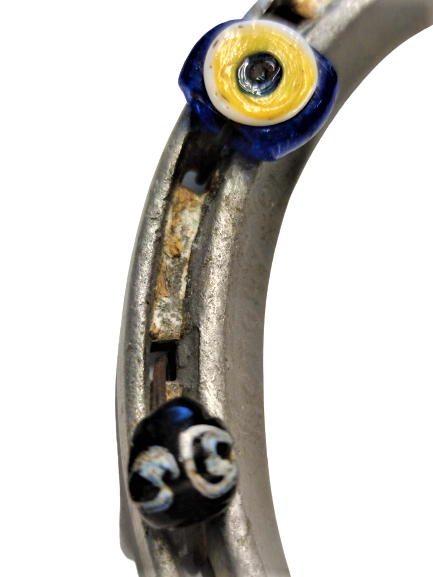 1960 ÖN PANJÜR SOKAK KAPISI İCİN NAZAR ARMASI YARIŞ ATI NALI FİGÜRLÜ 4 CAM GÖZ BONCUKLU NAL ALİMÜNYİM DÖKÜM 