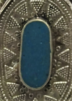 1970 EL YAPIM  USTA İŞİ ÖZEL TASARIM ORTASI DOGAL MAVİ YEŞİL ARASI RENDE TAŞ YÜZÜK 