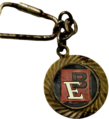 ESKİŞEHİR BANKASI 1927 ANAHTARLIK PİRİNC ÜZERİNE KIRMIZI SİYAH SICAK MİNE İLE KIRMIZI BEYAZ SİYAH RENKLER KULLANILMIŞ