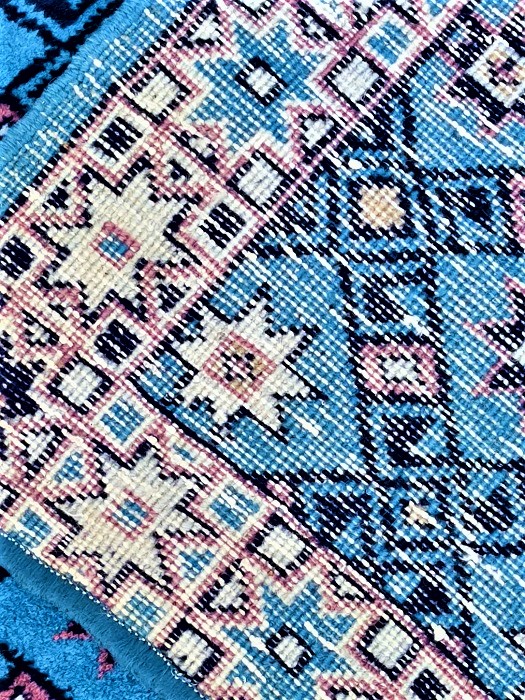 1970 TEZGAZ EL DOKUMA  KÖK BOYA YUN HALI GEOMETRİK SEKİZ KÖŞELİ YILDIZ DESEN CANLI MAVİ RENKDE