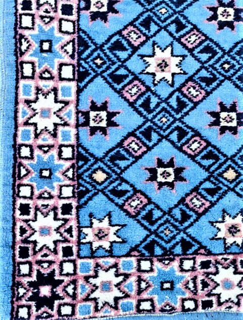 1970 TEZGAZ EL DOKUMA  KÖK BOYA YUN HALI GEOMETRİK SEKİZ KÖŞELİ YILDIZ DESEN CANLI MAVİ RENKDE