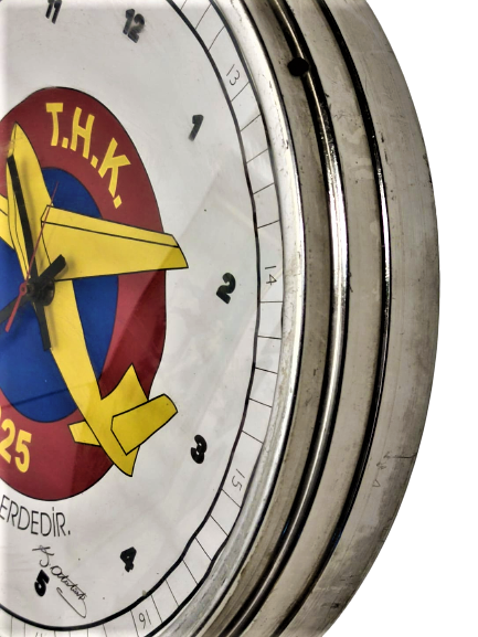 1960 T.H.K 1925 TURK HAVA KURUMU İSTİKBAL GÖKLERDEDİR K. ATATÜRK ALİMÜNYUM KASA PİLLİ ALMAN MAKİNA DUVAR SAAT