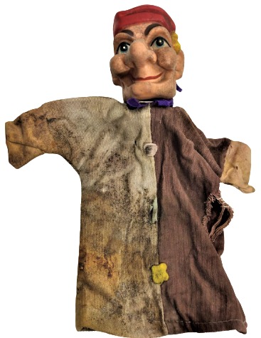 1950 GERMANY PARMAK KUKLA  ELBİSELİ VE YUZ KISMI KAUCUK OYUNCAK ŞAPKALI ADAM KUKLA