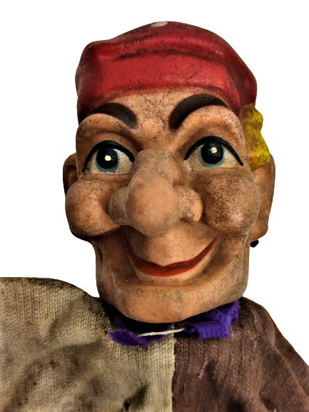 1950 GERMANY PARMAK KUKLA  ELBİSELİ VE YUZ KISMI KAUCUK OYUNCAK ŞAPKALI ADAM KUKLA