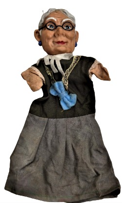 1950 GERMANY PARMAK KUKLA  ELBİSELİ VE YUZ KISMI KAUCUK OYUNCAK KADIN KUKLA