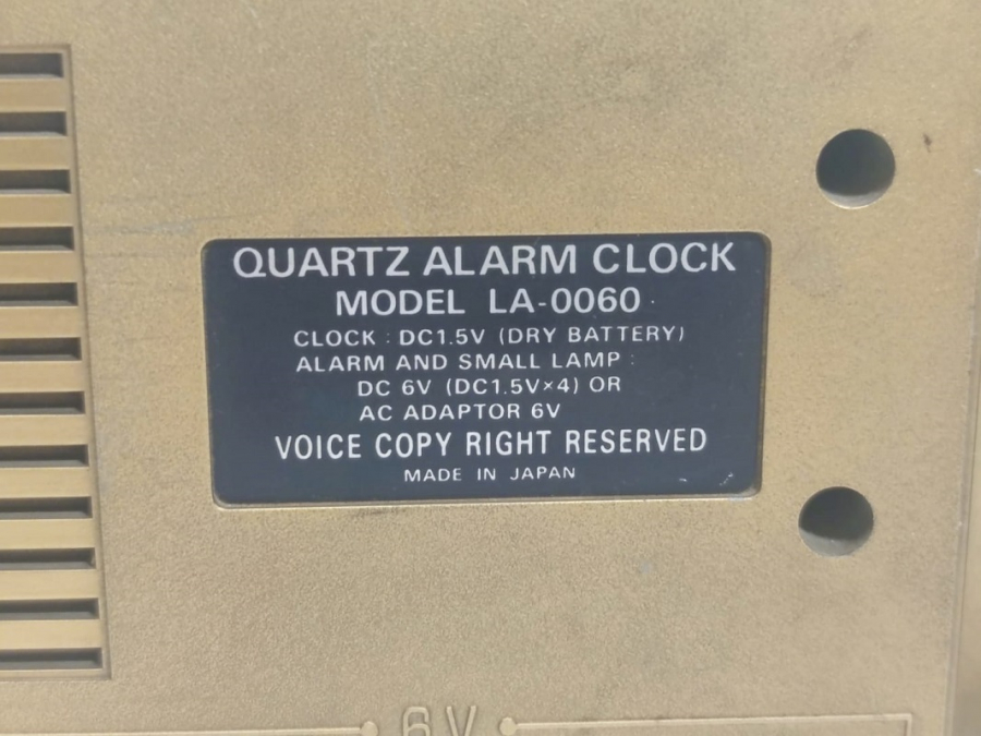 1970 QUARTZ ALARM CLOCK MODEL LA 0060 BEŞ VAKİT EZAN OKUYAN SAAT   EZAN VAKİTLERİNDE OTOMATİK OLARAK MİNERELERİ YANIP SESLİ EZAN OKUR