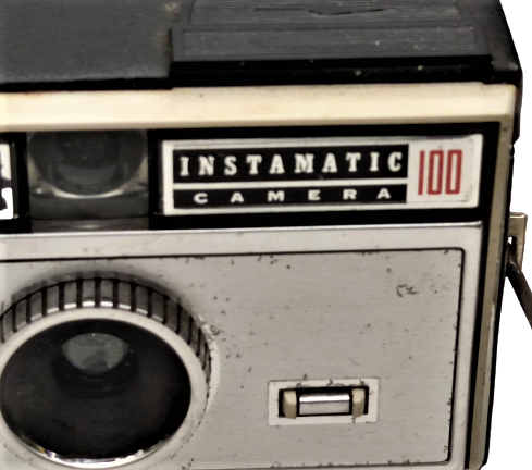 KODAK İNSTAMATIC CAMERA 100 FOTOGRAF MAKİNESİ İC AKSAM METAL DIŞI BAKALİT  MANUEL MEKANİK MAKİNE