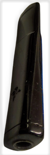 OSMANLI USTA EL YAPIM SİYAH KEHRİBAR AGIZLIK ÜZERİNDE TURA VE AY YILDIZ  BULUNMAKTADIR