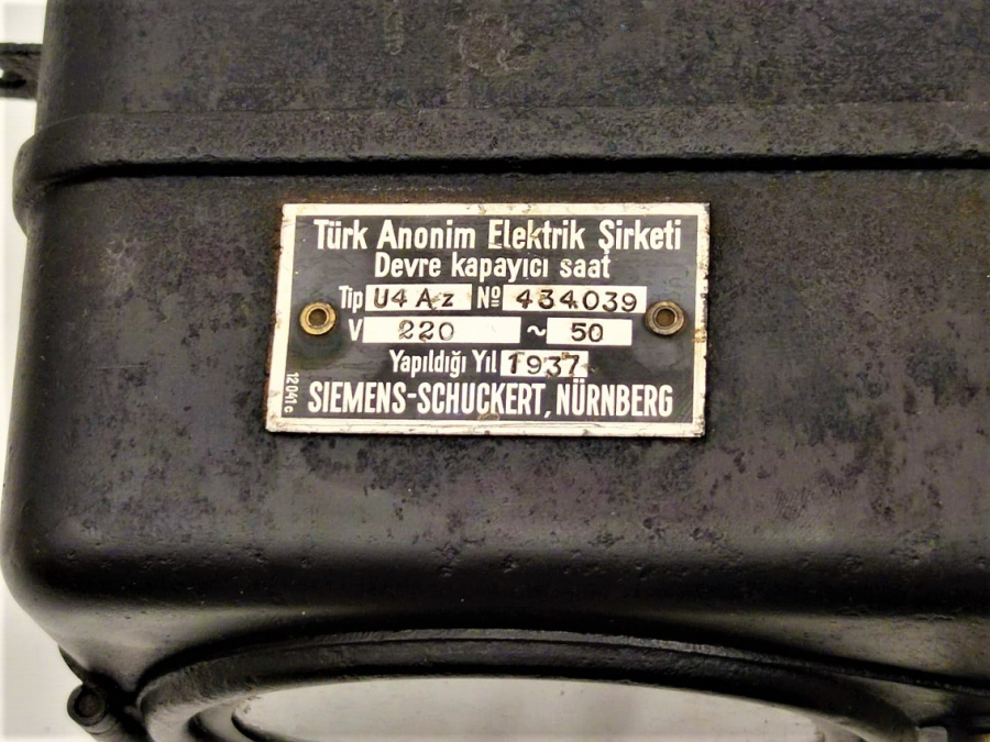 1937 TÜRK ANONİM ELEKTİRİK ŞİRKETİ DEVRE KAPAYICI SAAT SIEMENS SCHUCKERT NUNBERG CİFT KADRANLI MEKANİK ELEKTİRİK SAYACI 