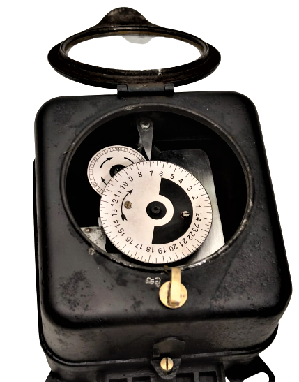 1937 TÜRK ANONİM ELEKTİRİK ŞİRKETİ DEVRE KAPAYICI SAAT SIEMENS SCHUCKERT NUNBERG CİFT KADRANLI MEKANİK ELEKTİRİK SAYACI 