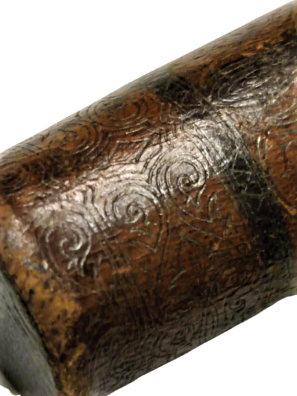 HANEDAN MÜHÜRÜ FİLDİŞİ KUTUSUNDA FİLDİŞİ MÜHÜR KUTUNUN DISI İŞLENMİŞ KAHVERENGİ  DERİ KAPLAMA MUHUR 