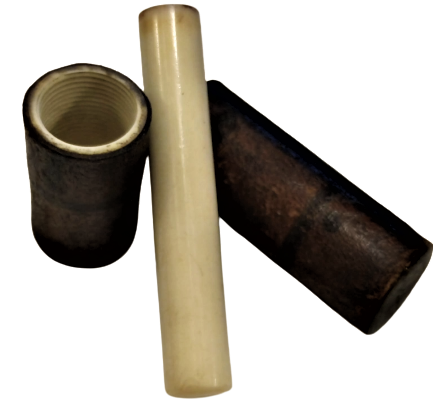 HANEDAN MÜHÜRÜ FİLDİŞİ KUTUSUNDA FİLDİŞİ MÜHÜR KUTUNUN DISI İŞLENMİŞ KAHVERENGİ  DERİ KAPLAMA MUHUR 