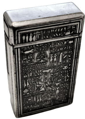 ZAIMA  C-48 LİGHTER ÜZERİ MİTOLOJIK RESİMLİ ÜZERİ GÜMÜŞ KAPLAMA TAŞLI GAZLI CAKMAK