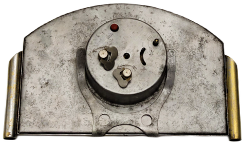 1950 KURMALI ALARMLI PİRİNC KASALI MEKANİK PETER ÜC YILDIZ  MASA SAATİ GERMANY