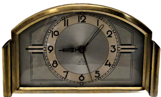 1950 KURMALI ALARMLI PİRİNC KASALI MEKANİK PETER ÜC YILDIZ  MASA SAATİ GERMANY