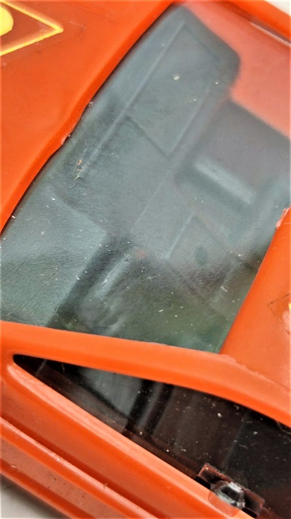 MANNAS RALLY 88 PLASTİK YERLİ MALI OYUNCAK YARIŞ ARABASI KIRMIZI RENKDE ORJİNAL AMBALAJINDA