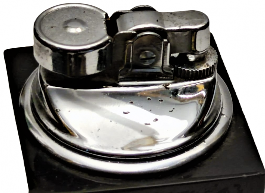 MASA CAKMAGI POLİ KARBON İCERSİNDE İSTİRİDYE VE İNCİ TEMALİ  TAŞLI VE GAZLI MEKANİK CAKMAK