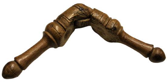 OSMANLI ŞİMŞİR AGACINDAN YAPILMIŞ EL TORNASINDA CEKİLMİŞ EL YAPIM FINDIK KIRACAGI AYKIRI FORMDA