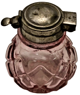 OSMANLI ZENNE BOY PİRİNC KAPAKLI UCUK PEMBE RENKDE CAM HOKKA ÜZERİ KABARMA KARMA DESENLİ