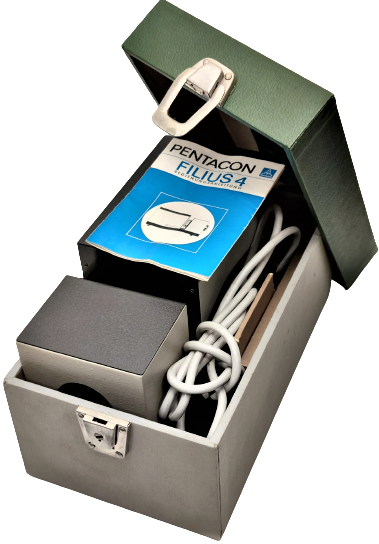 PENTACON FILIUS 4 SLAYT PROJEKTOR  MAKİNESİ ORJİNAL KUTUSUNDA