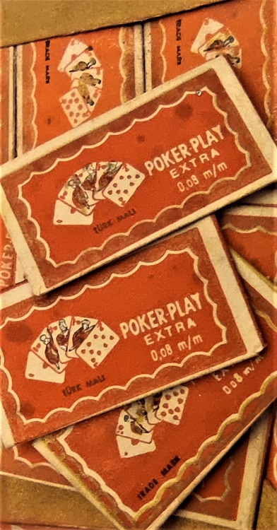 POKER PLAY EXTRA THE NEW SUPER QUALITY RAZOR BLADE  JİLET PAKEDİ KUTUDA 10 PAKET BULUNMAKDA