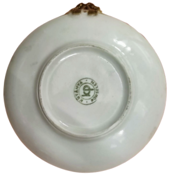 KUTAHYA PORSELEN PİRINC TACLI DUVAR TABAGI  FRAGONARD  İMZALI PRENSESE SERENAT YAPAN PRENS RESİMLİ